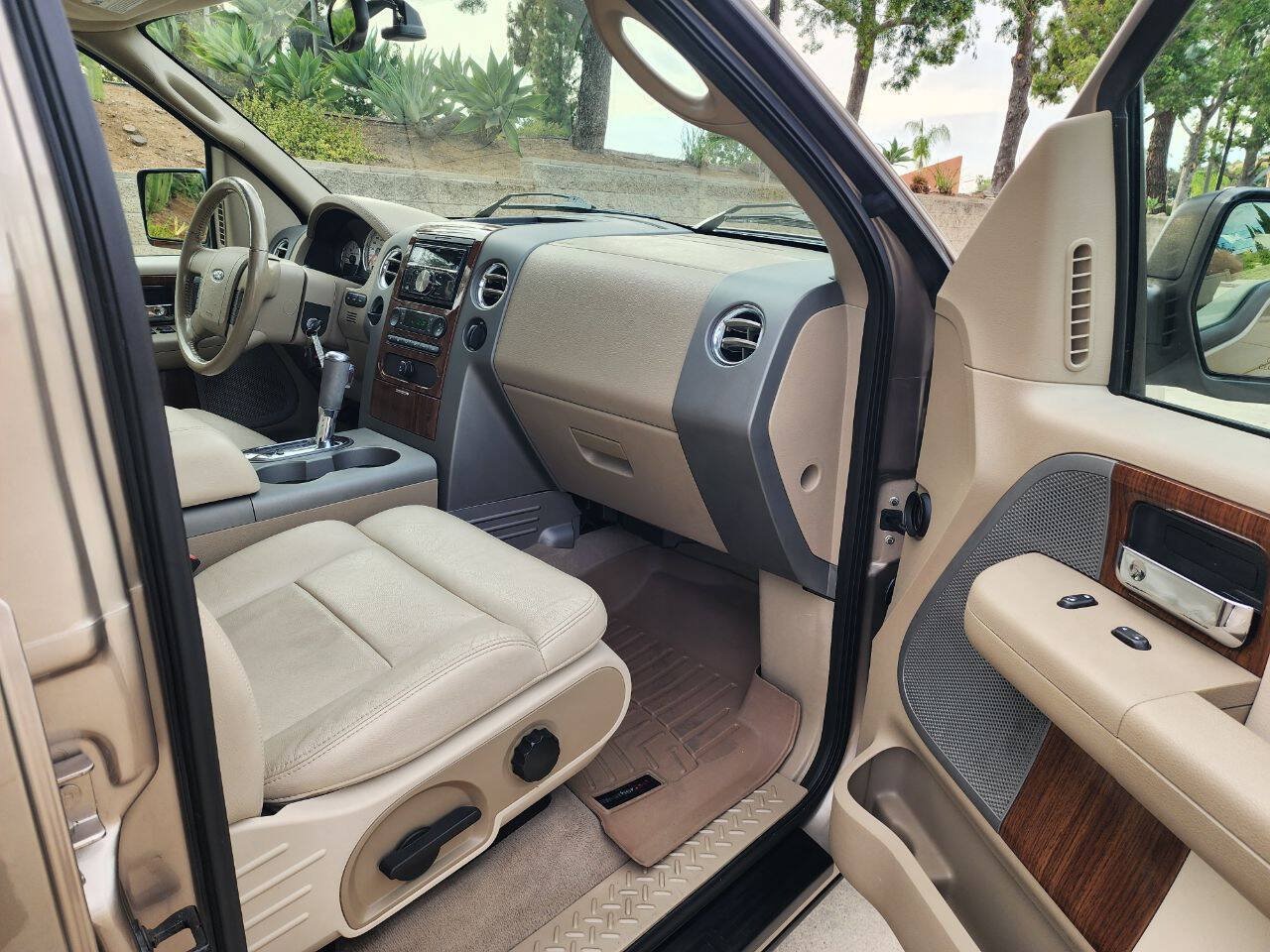 Used 2004 Ford F150 Lariat RWD image 26