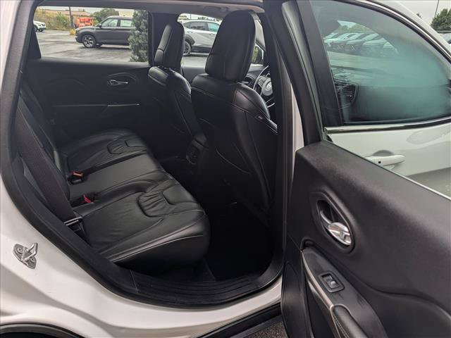 Used 2020 Jeep Cherokee Limited AWD/4WD image 16