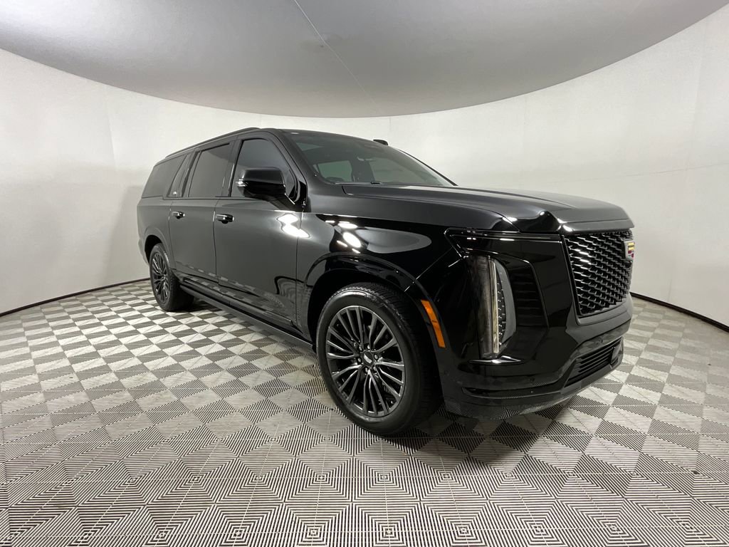 Used 2025 Cadillac Escalade ESV Sport Platinum image 6