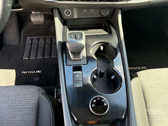 Certified 2023 Nissan Rogue SV image 21