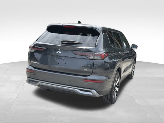 New 2026 Mitsubishi Outlander SE FWD image 5