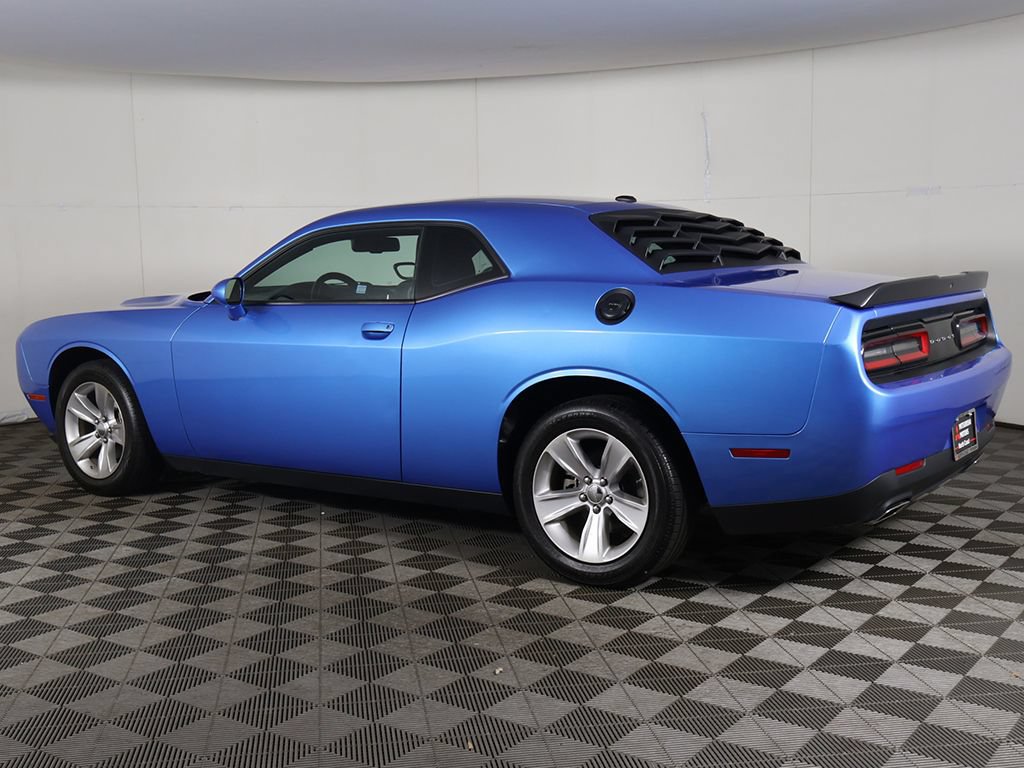 Used 2023 Dodge Challenger SXT RWD image 6