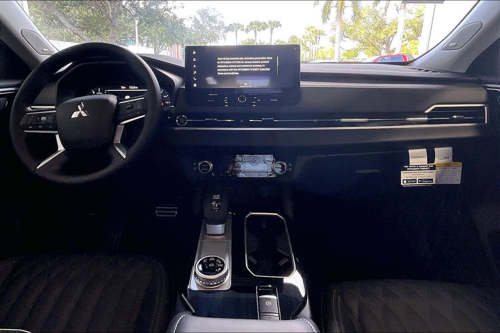 New 2026 Mitsubishi Outlander SEL image 5