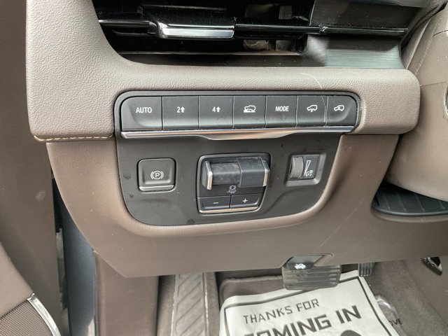 Used 2022 Cadillac Escalade Premium Luxury w/ Touring Package AWD/4WD image 36