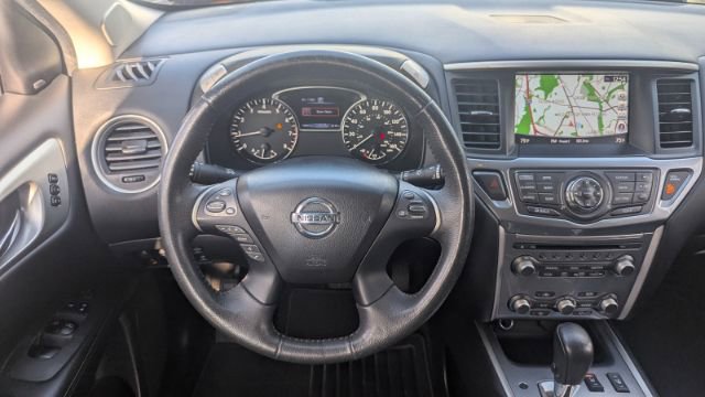Used 2017 Nissan Pathfinder SL w/ SL Premium Package image 27