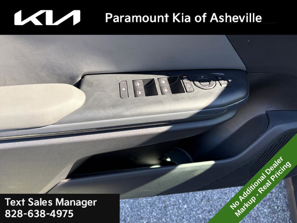 New 2026 Kia K4 EX FWD image 25