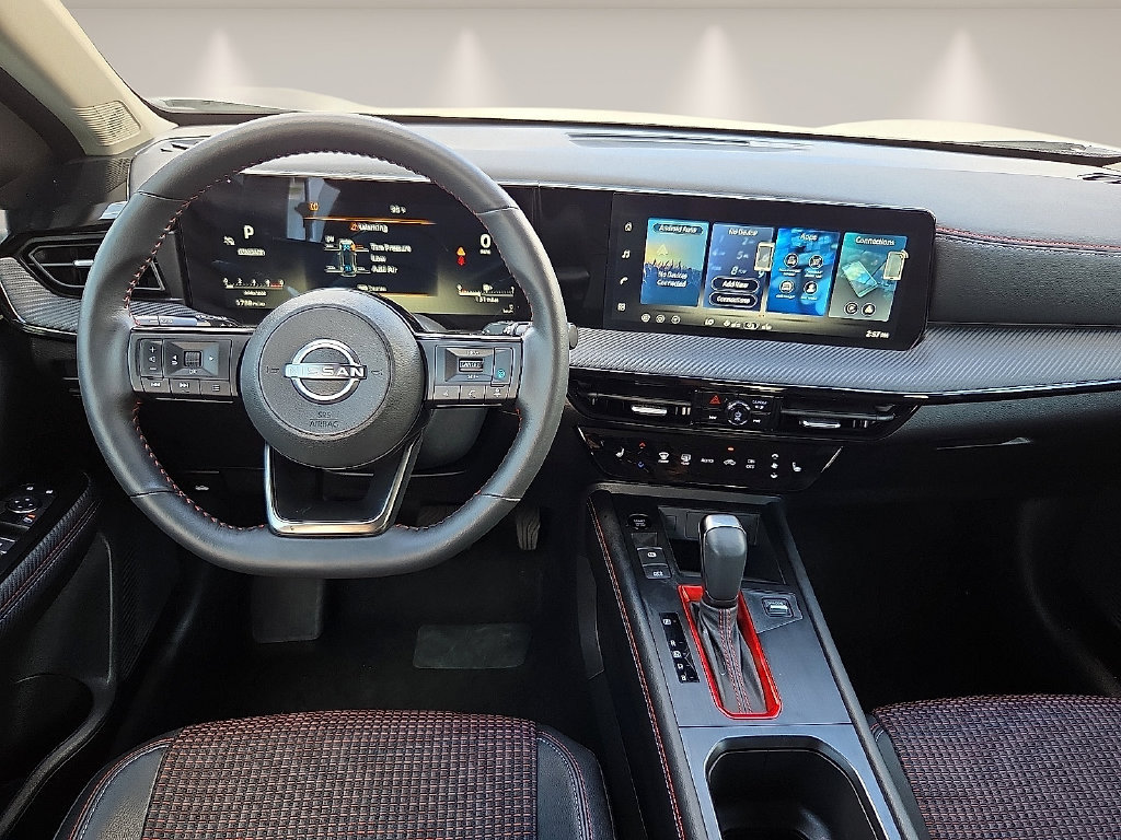 Used 2026 Nissan Kicks SR w/ SR Premium Package FWD image 12