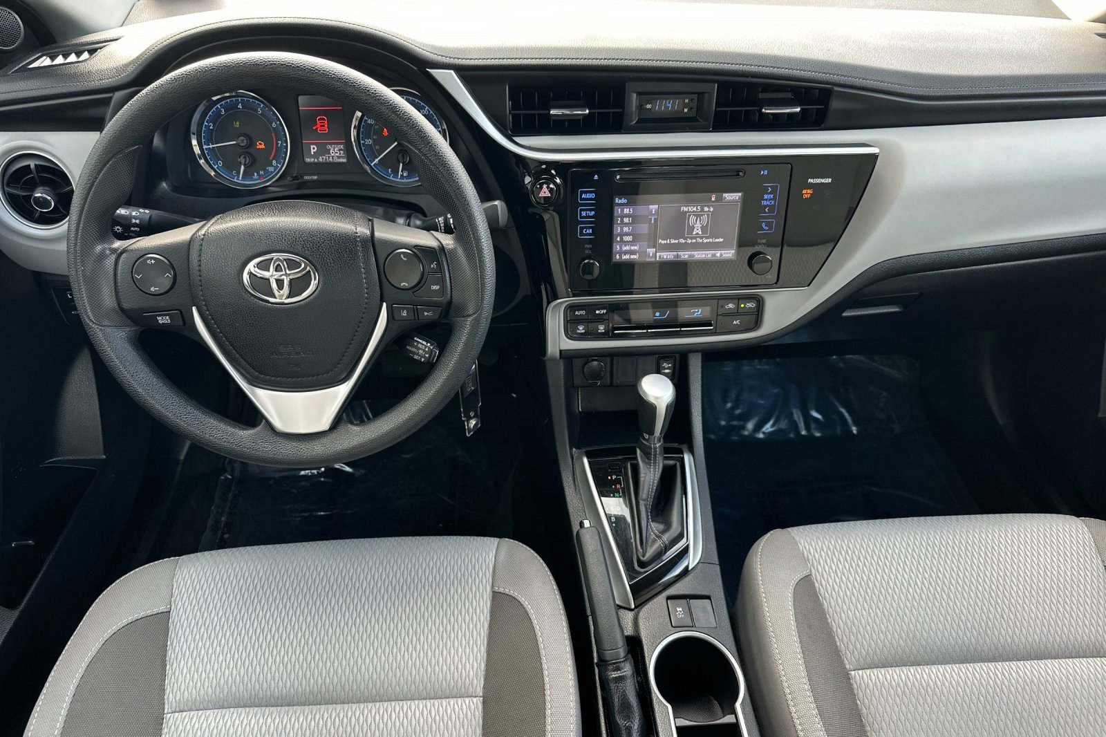 Certified 2017 Toyota Corolla LE image 13