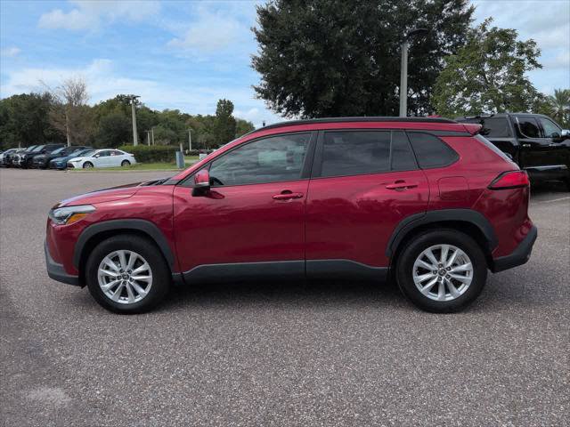 Certified 2022 Toyota Corolla Cross LE FWD image 3