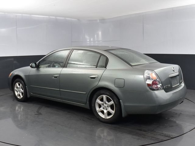 Used 2005 Nissan Altima 2.5 S w/ (F01) Convenience Pkg FWD image 7