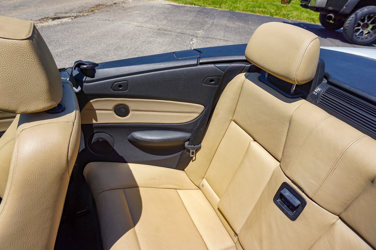 Used 2012 BMW 128i Convertible RWD image 37