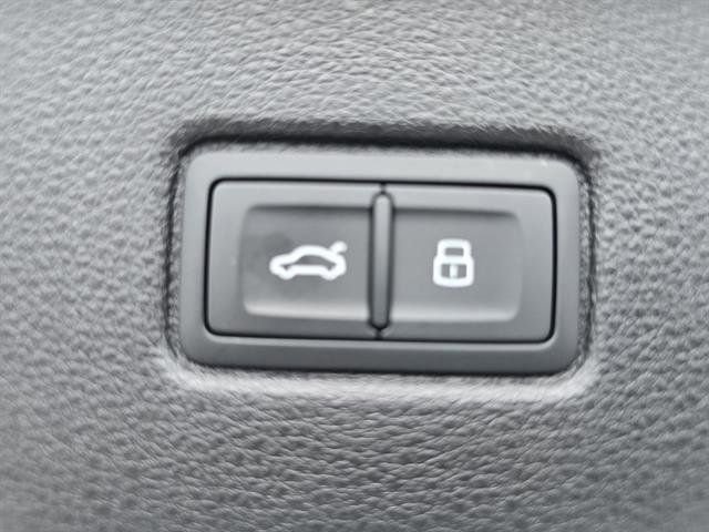 Used 2025 Audi Q5 Prestige image 30