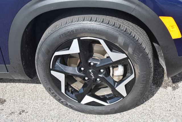 Certified 2024 Kia Seltos EX AWD/4WD image 11