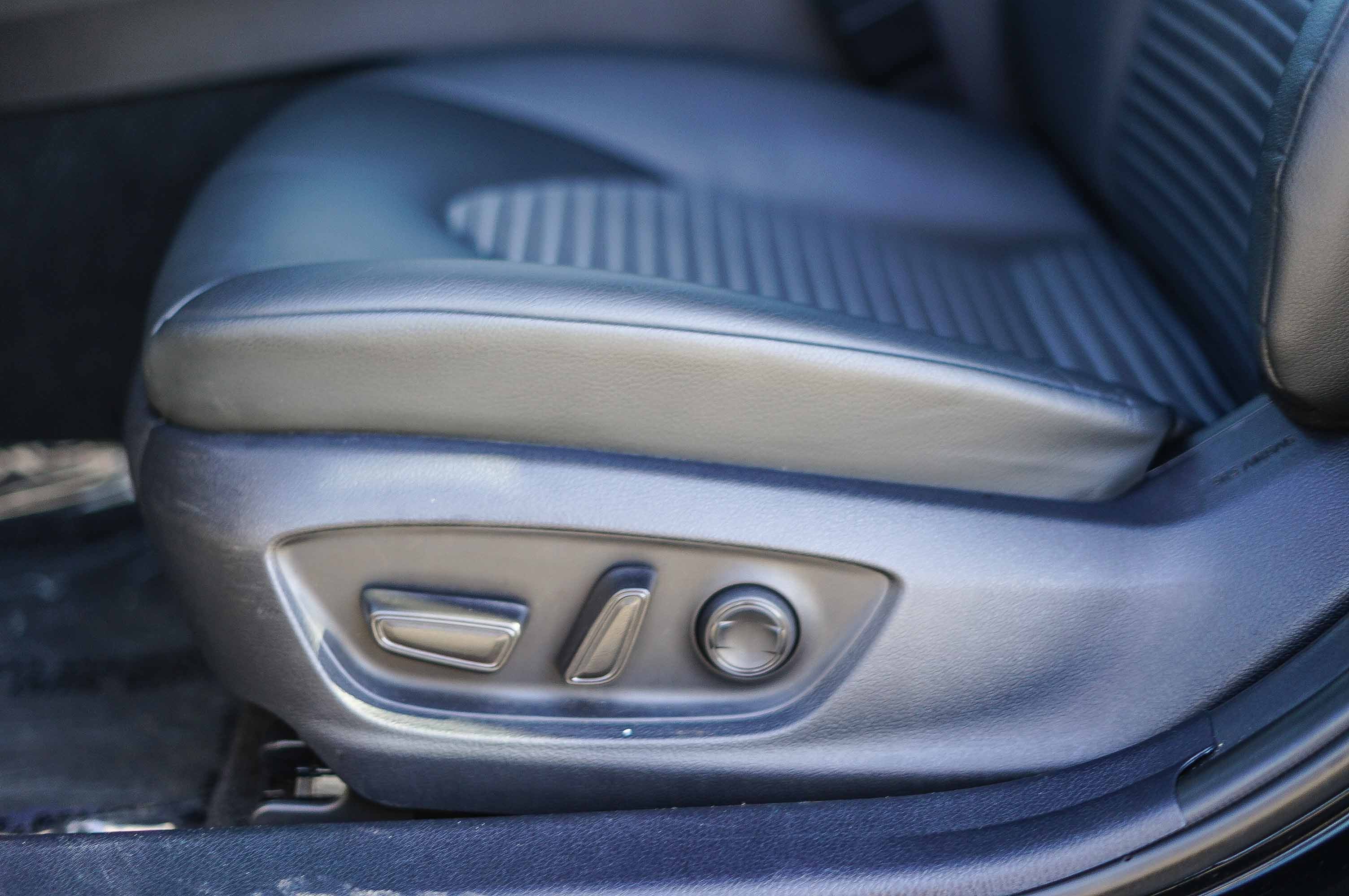 Certified 2024 Toyota Camry SE image 23