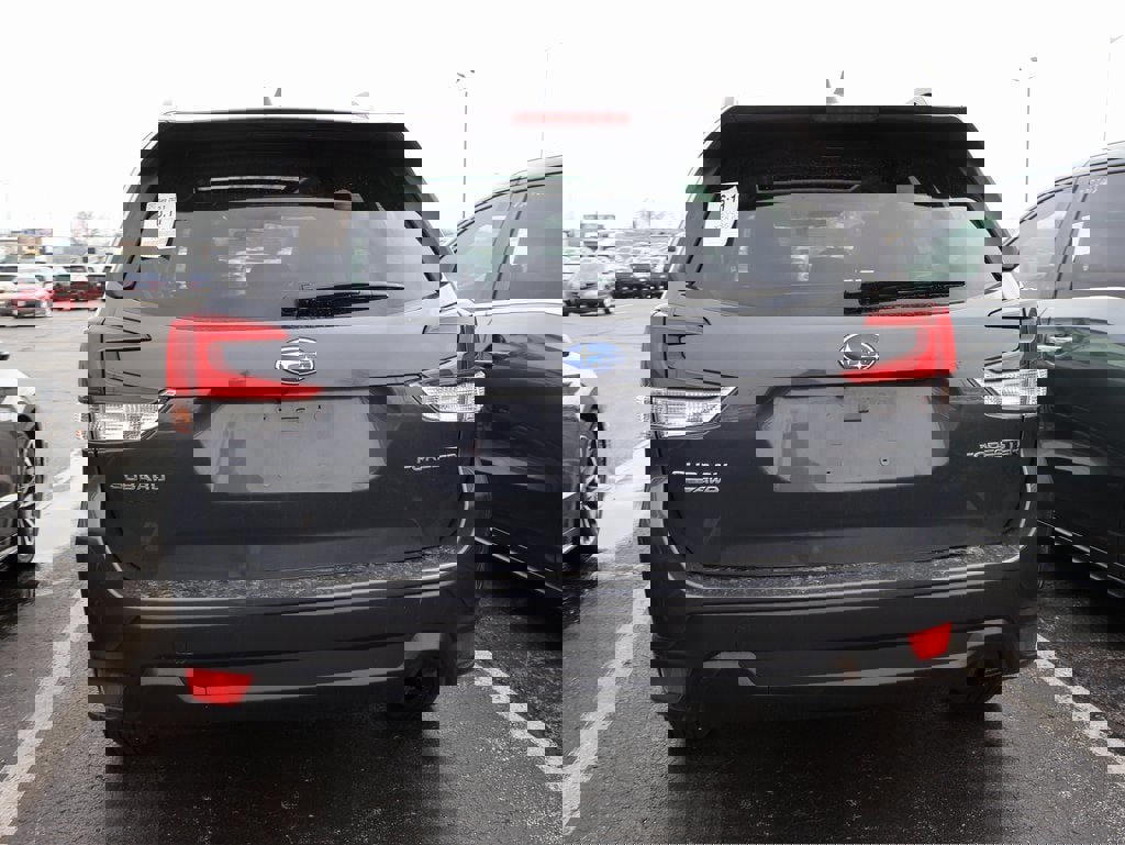 Used 2023 Subaru Forester Premium image 18