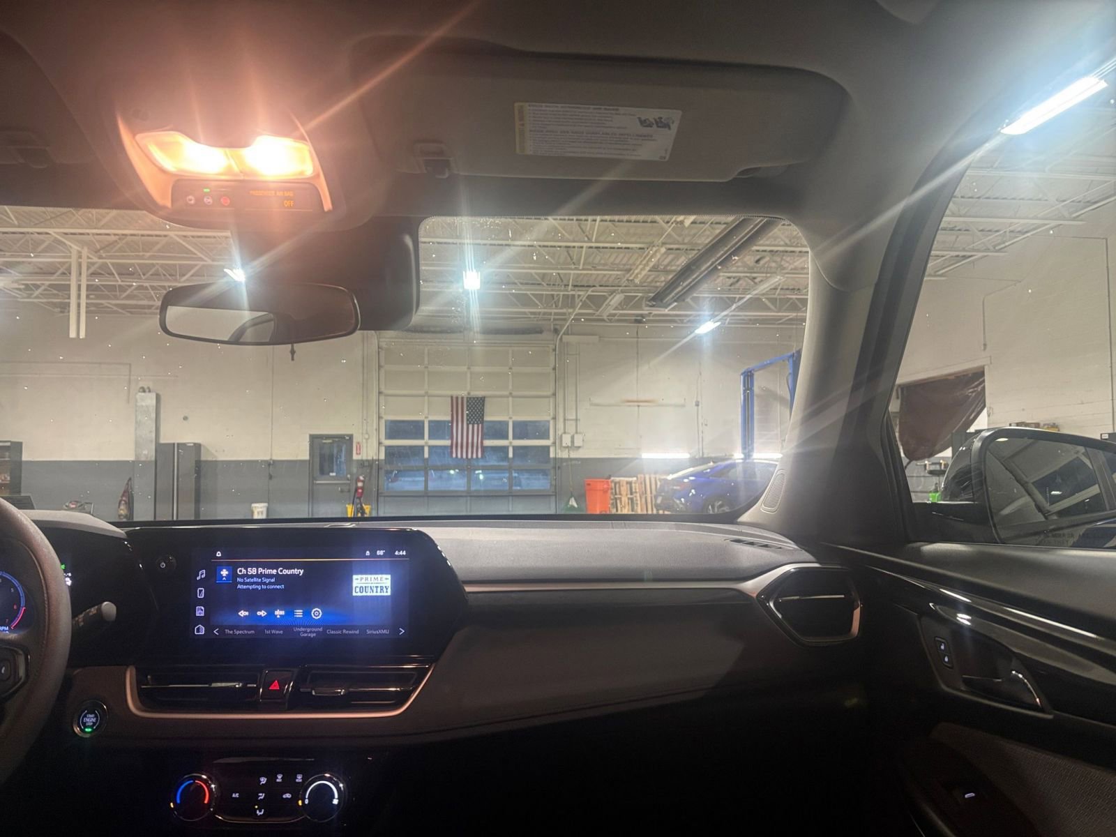 Used 2025 Chevrolet TrailBlazer LT image 33