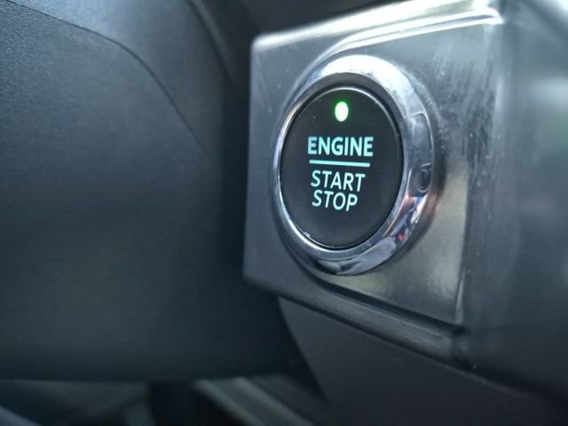 Used 2022 Ford F150 Lariat w/ Equipment Group 502A High image 31