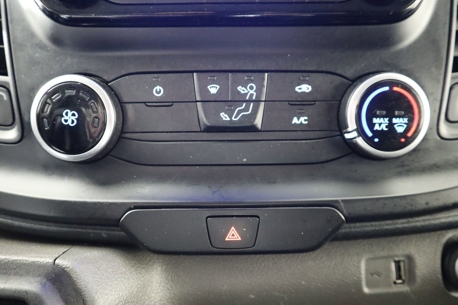 Used 2020 Ford Transit 150 Low Roof AWD image 39