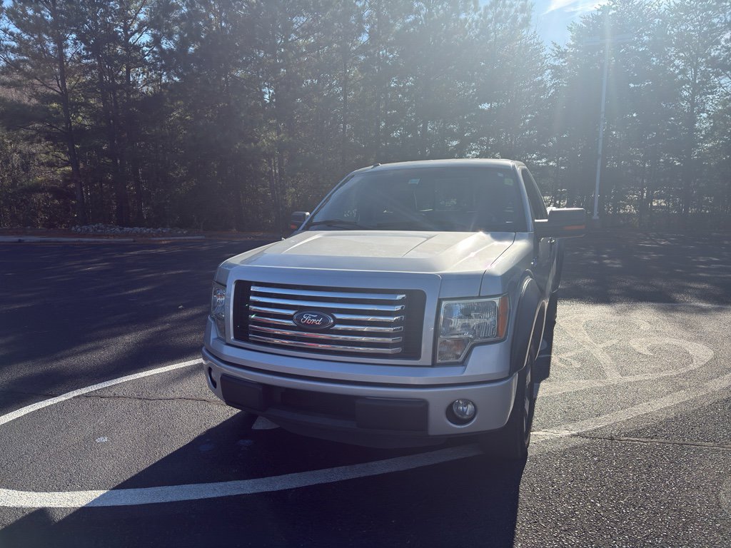 Used 2011 Ford F150 XLT w/ XLT Convenience Pkg image 2