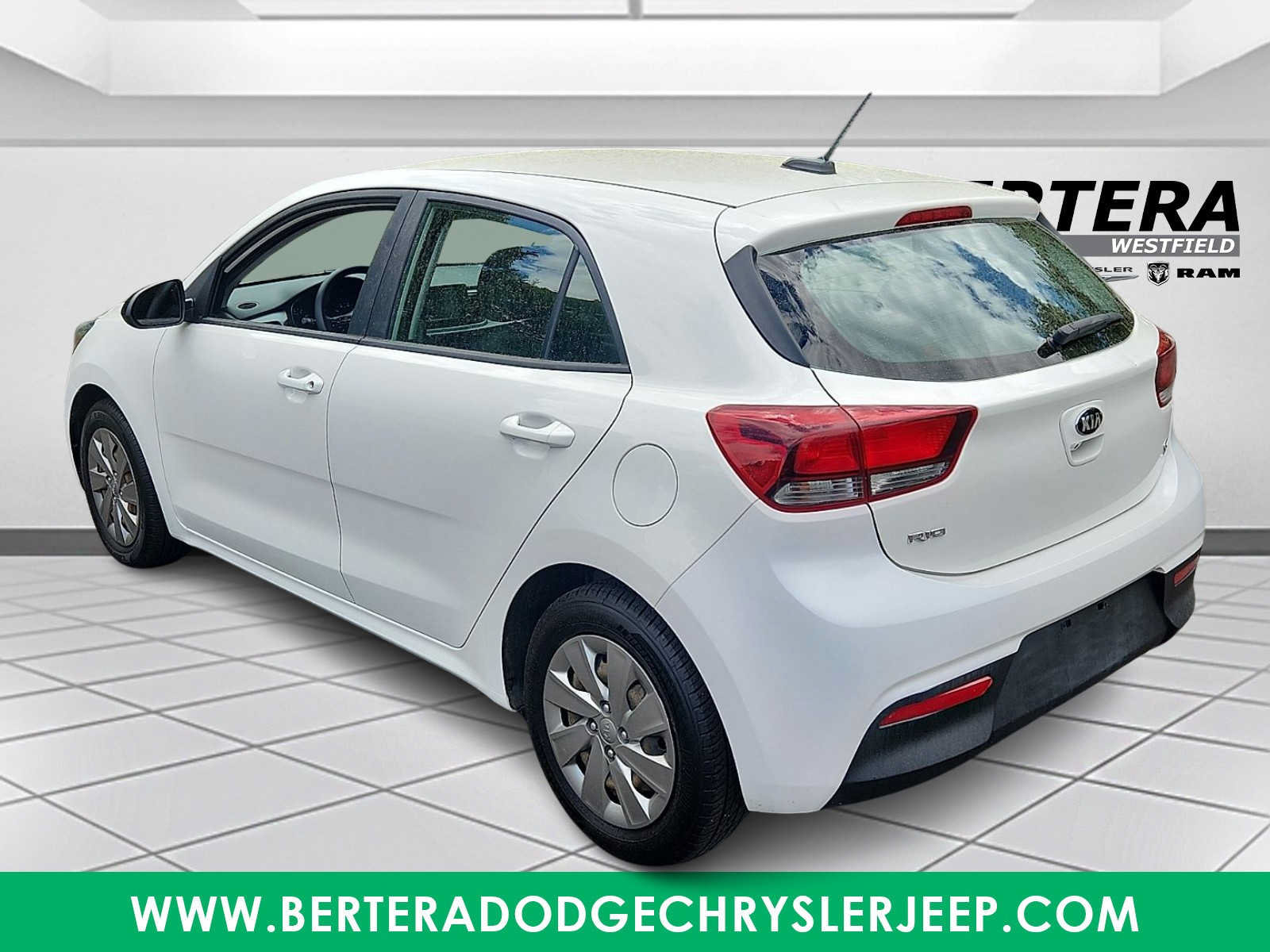 Used 2020 Kia Rio S FWD image 4