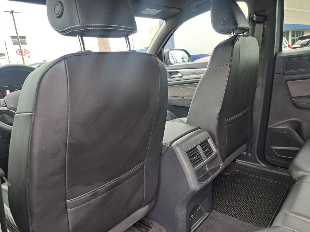 Used 2023 Volkswagen Atlas Cross Sport SE image 22