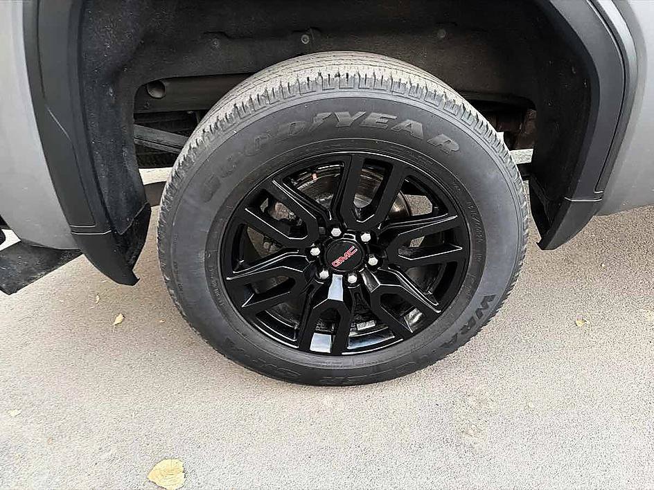 Used 2020 GMC Sierra 1500 Elevation RWD image 8