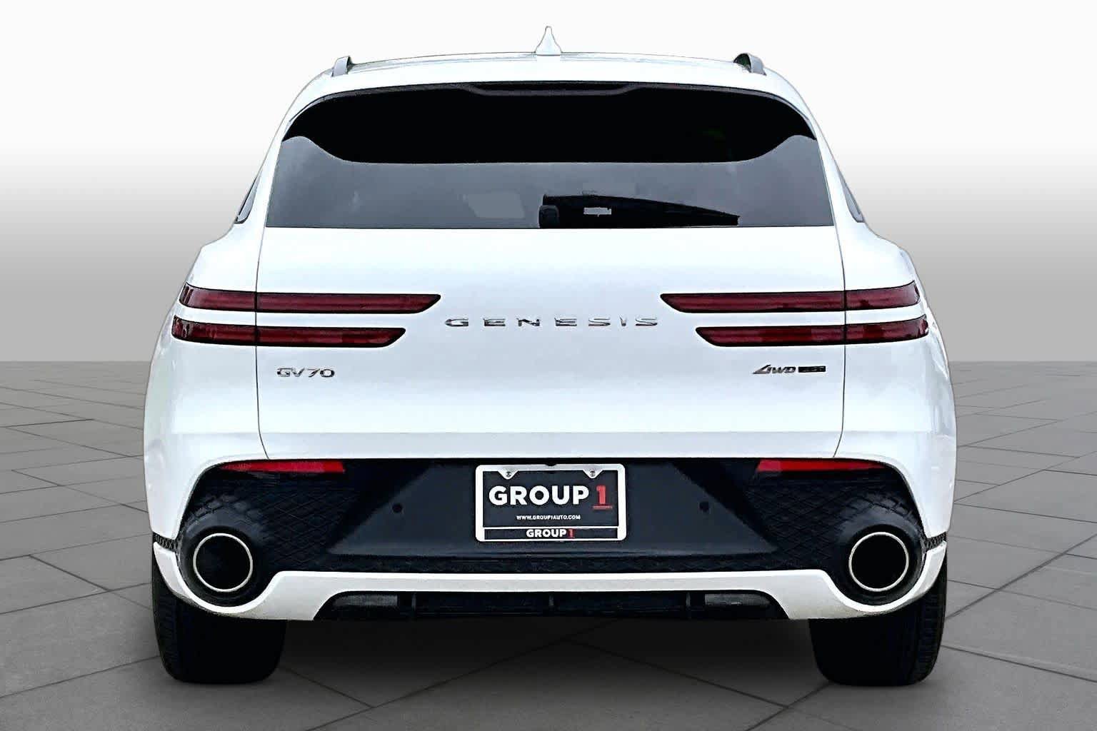 Used 2023 Genesis GV70 3.5T Sport w/ Sport Prestige Package AWD/4WD image 5