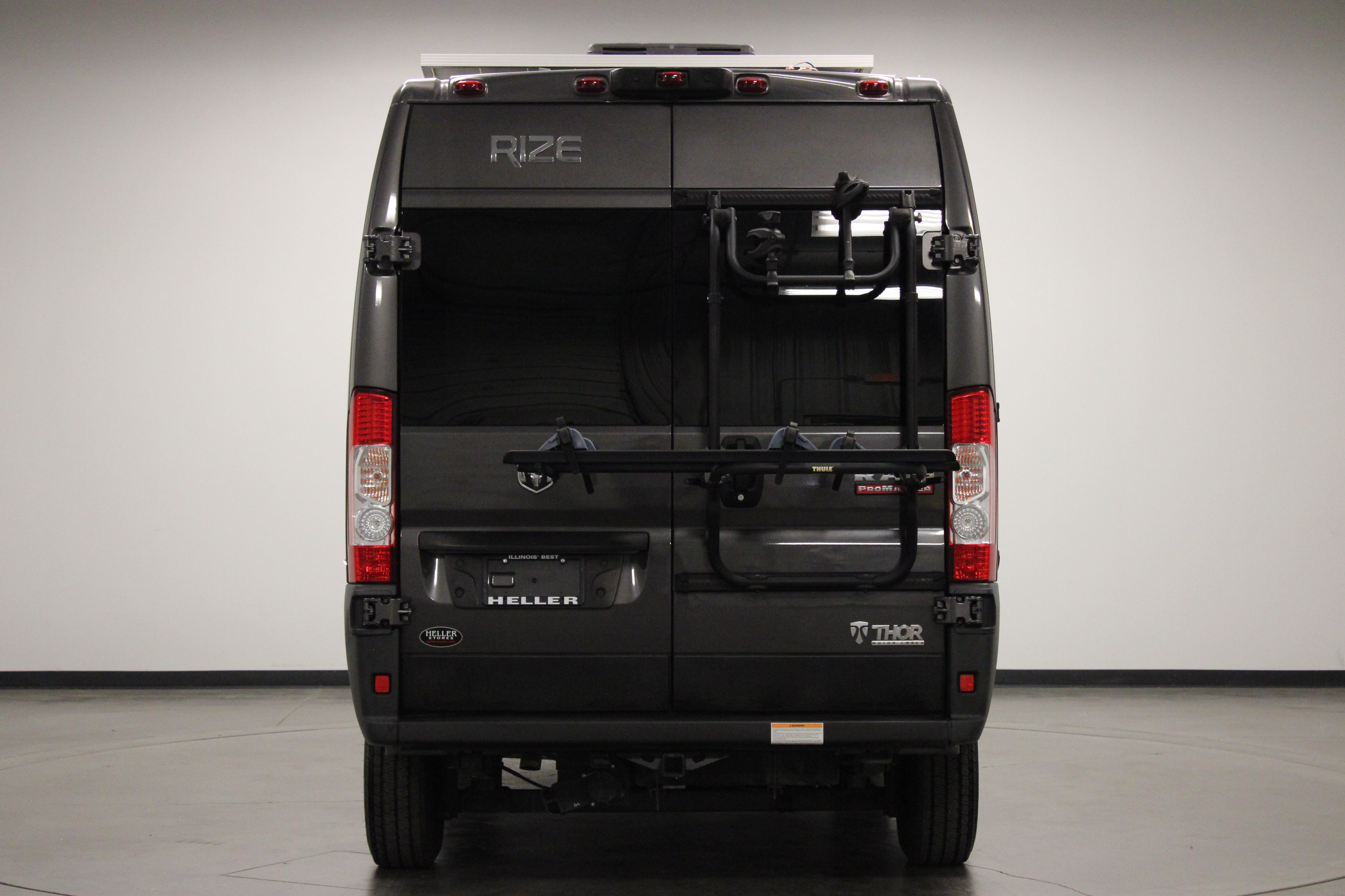 Used 2021 RAM ProMaster 1500 w/ Convenience Group FWD image 7