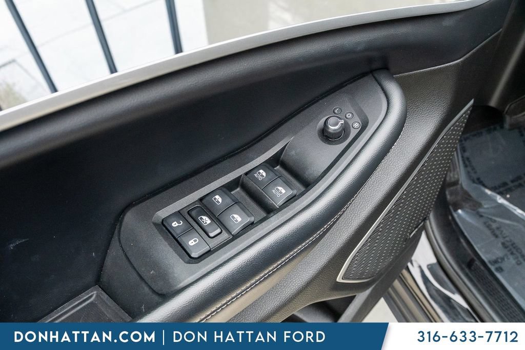 Used 2022 Jeep Grand Cherokee L Limited w/ Trailer Tow Group (B) AWD/4WD image 16