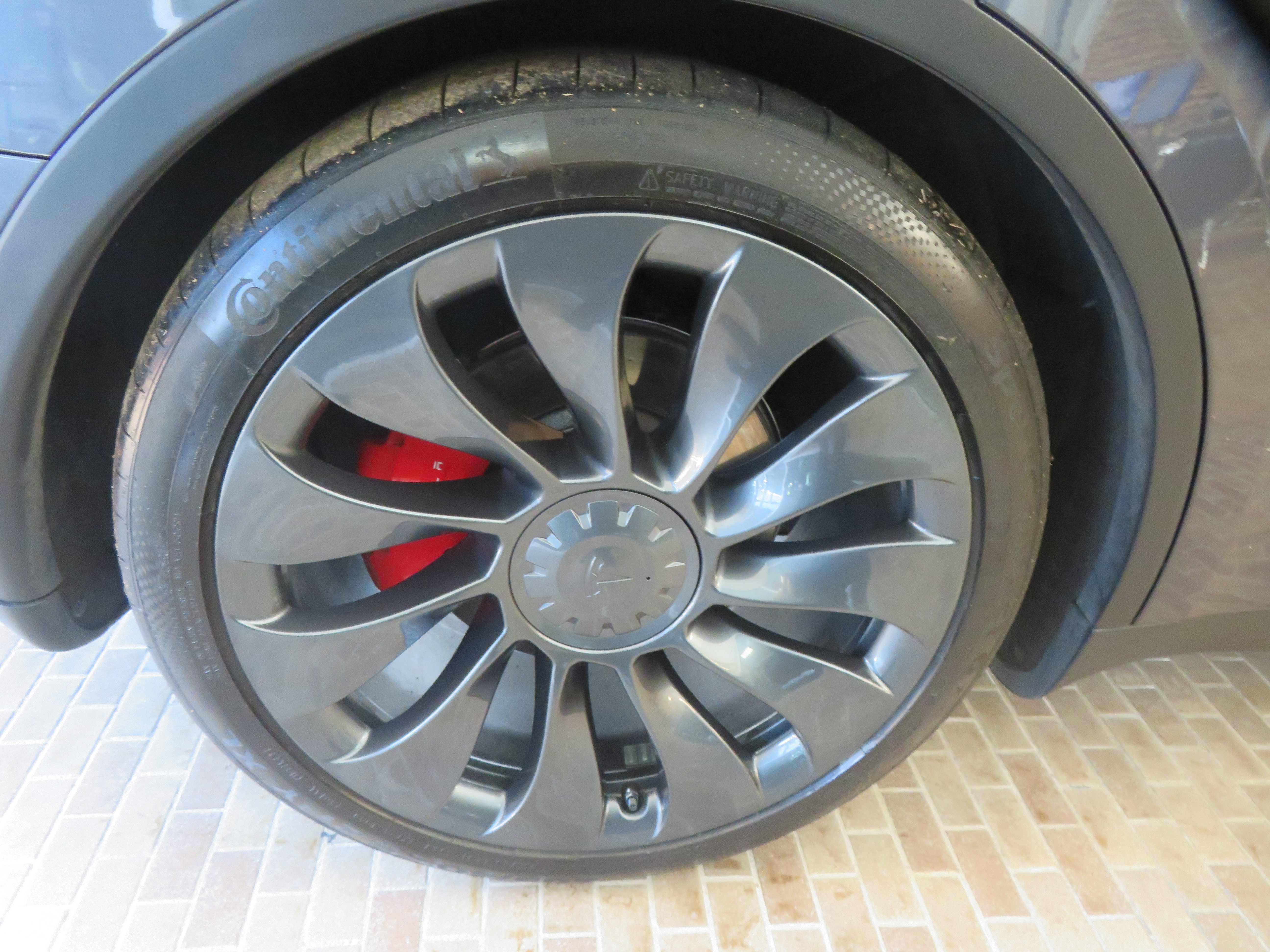 Used 2022 Tesla Model Y Performance AWD/4WD image 9