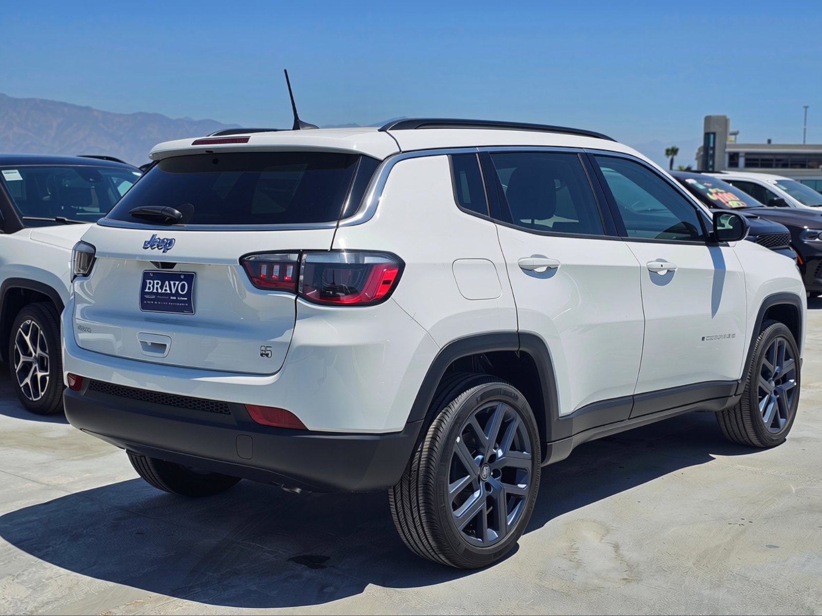 New 2026 Jeep Compass Latitude w/ 80th Edition AWD/4WD image 6