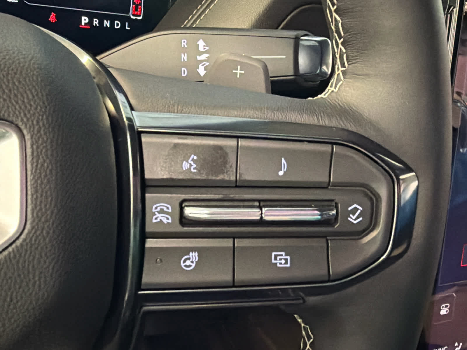 New 2026 GMC Yukon Denali Ultimate AWD/4WD image 40