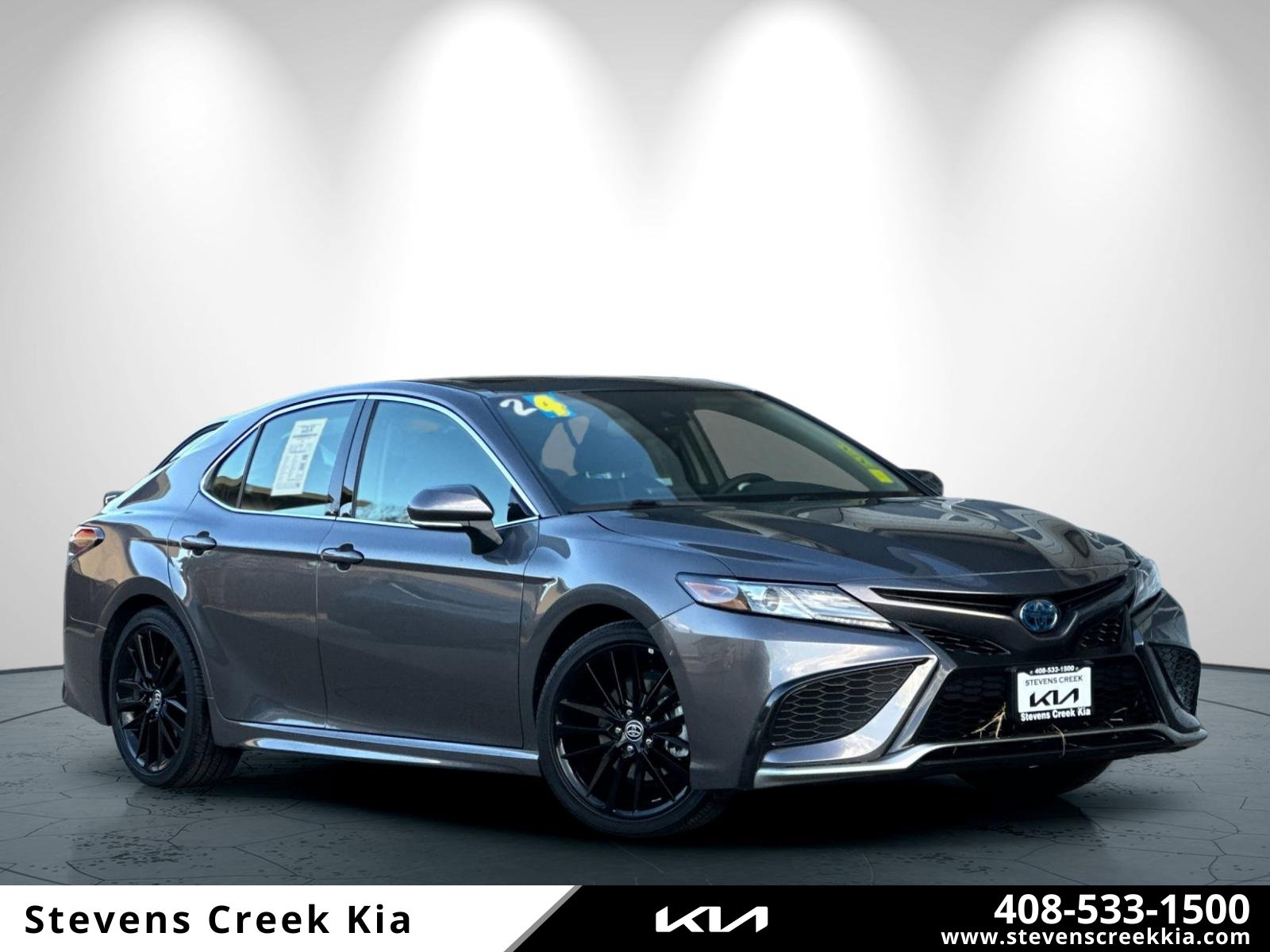 Used 2024 Toyota Camry XSE image 1