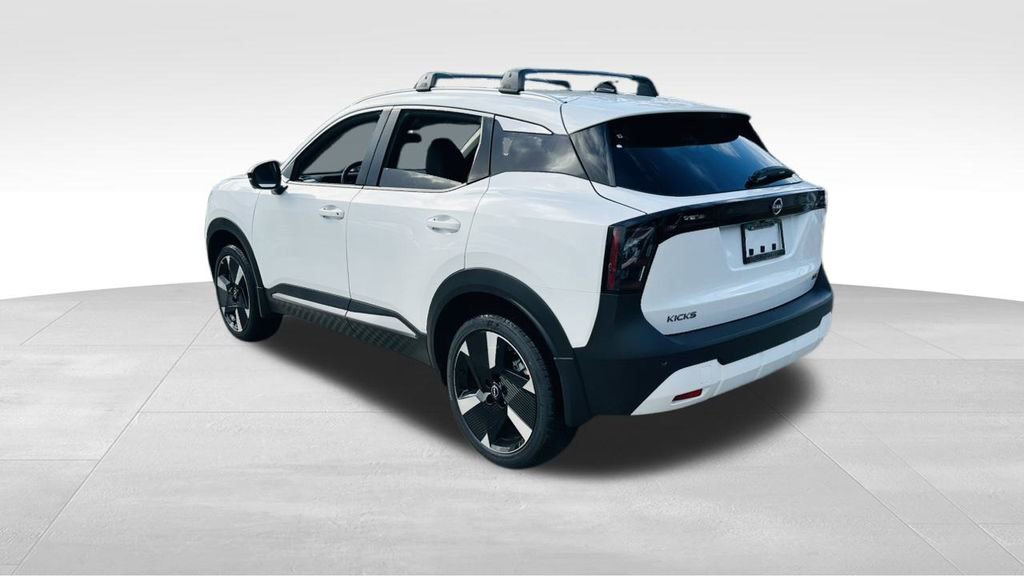 New 2026 Nissan Kicks SR FWD image 5