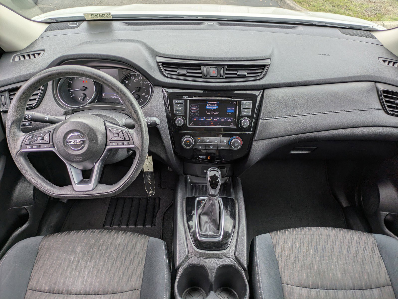 Used 2019 Nissan Rogue S image 10