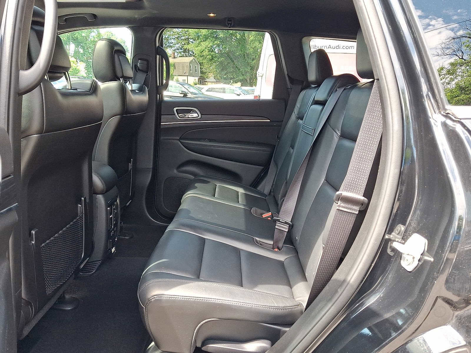 Used 2020 Jeep Grand Cherokee Limited AWD/4WD image 26