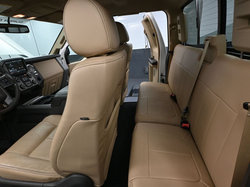 Used 2015 Ford F350 Lariat w/ Camper Package AWD/4WD image 29