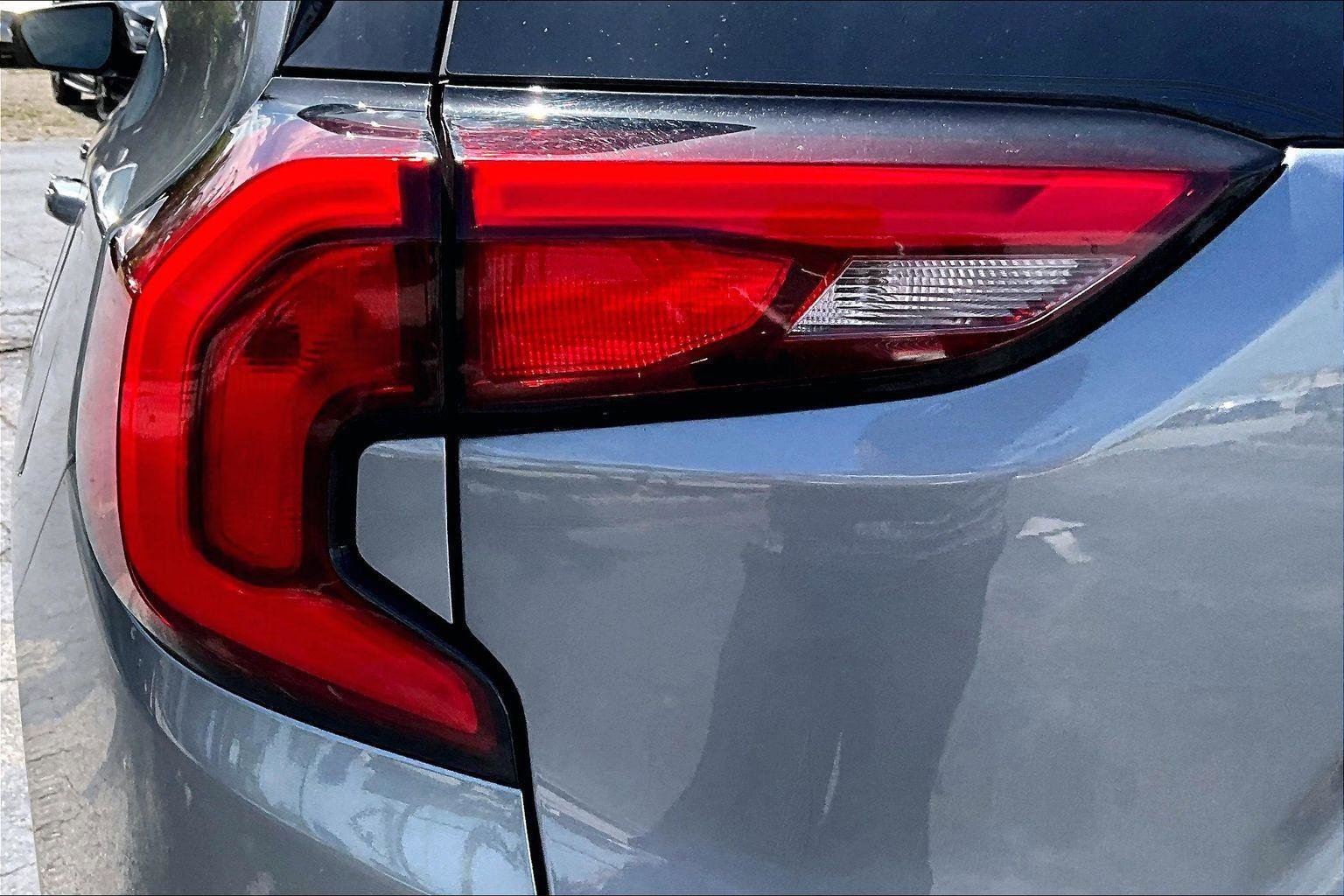 Used 2020 GMC Terrain SLT w/ Preferred Package image 23