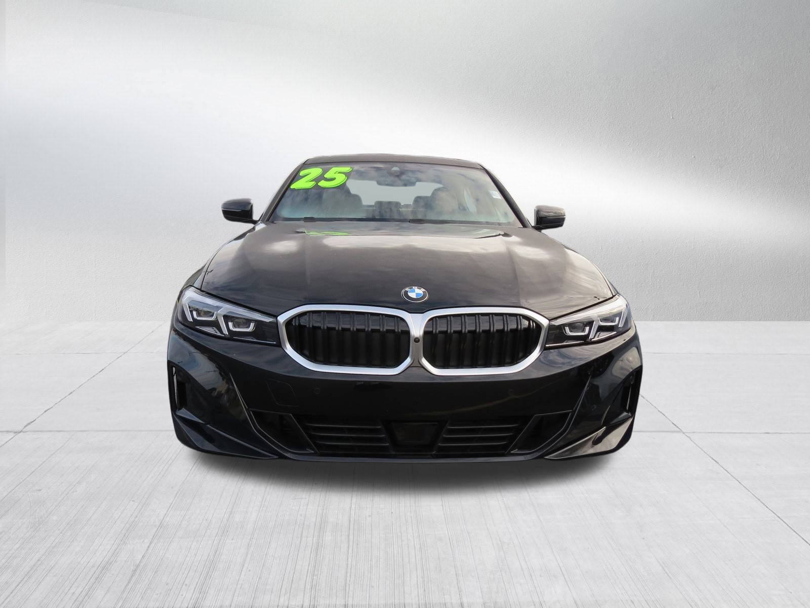 New 2025 BMW 330i Sedan w/ Convenience Package image 3