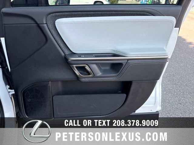 Used 2024 Rivian R1S Adventure AWD/4WD image 12
