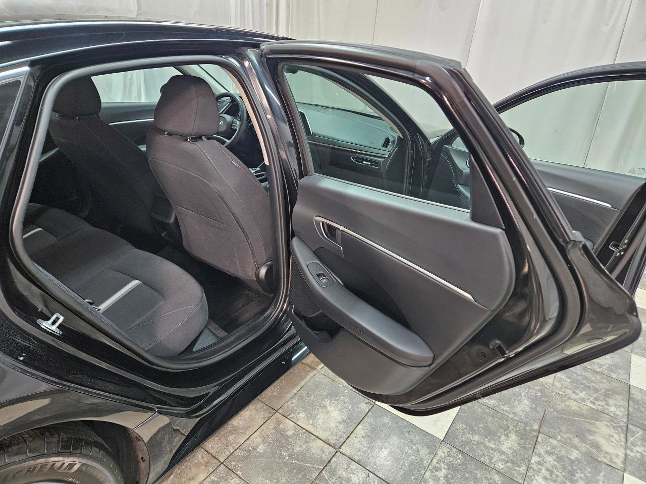 Used 2022 Hyundai Sonata SEL image 14