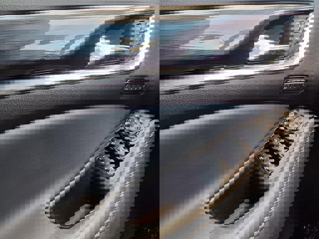 Used 2024 Buick Enclave Premium FWD image 47