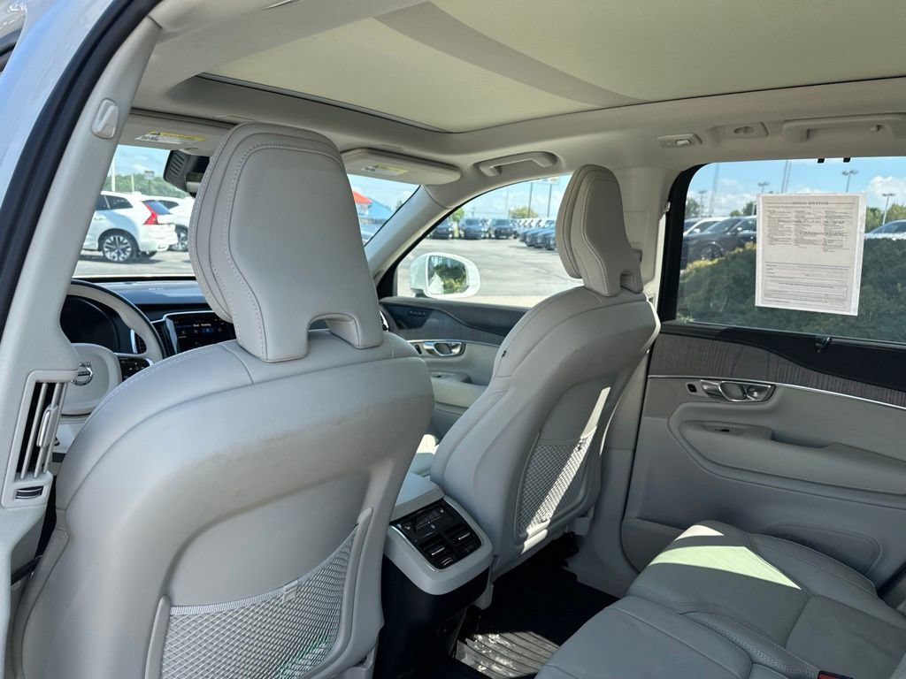Used 2025 Volvo XC90 B6 Ultra w/ Protection Package Premier AWD/4WD image 25