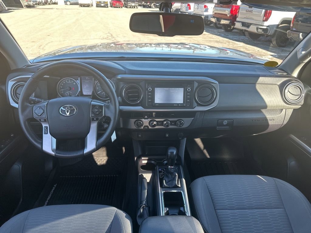 Used 2017 Toyota Tacoma SR5 image 14