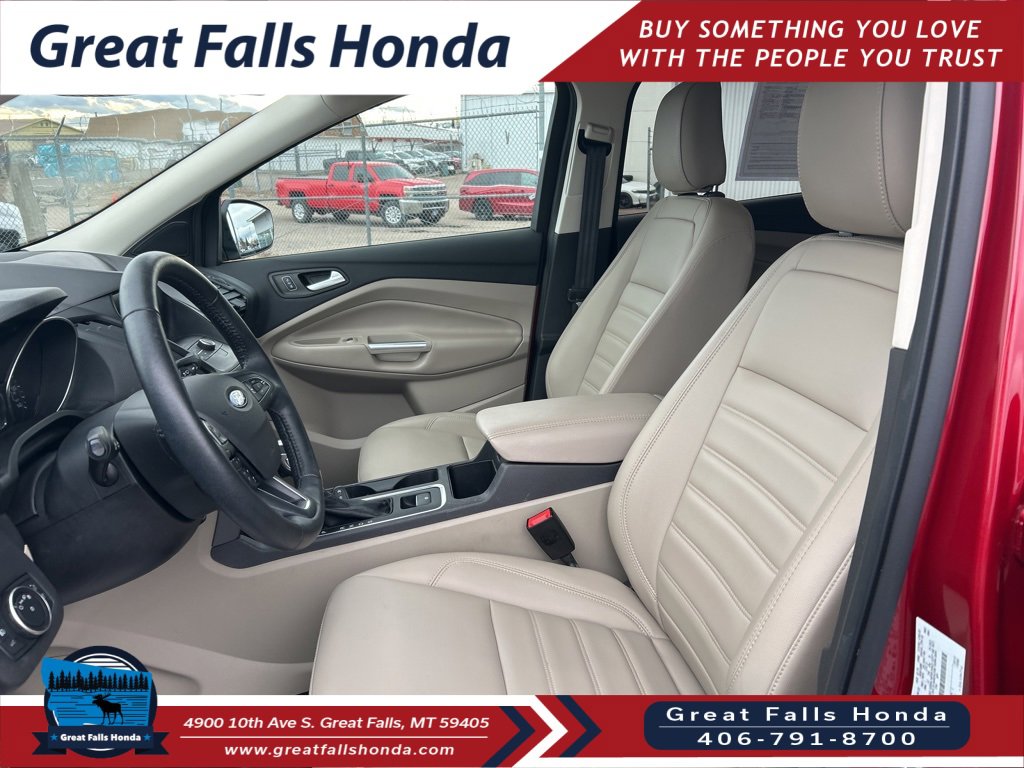 Used 2019 Ford Escape SEL image 18