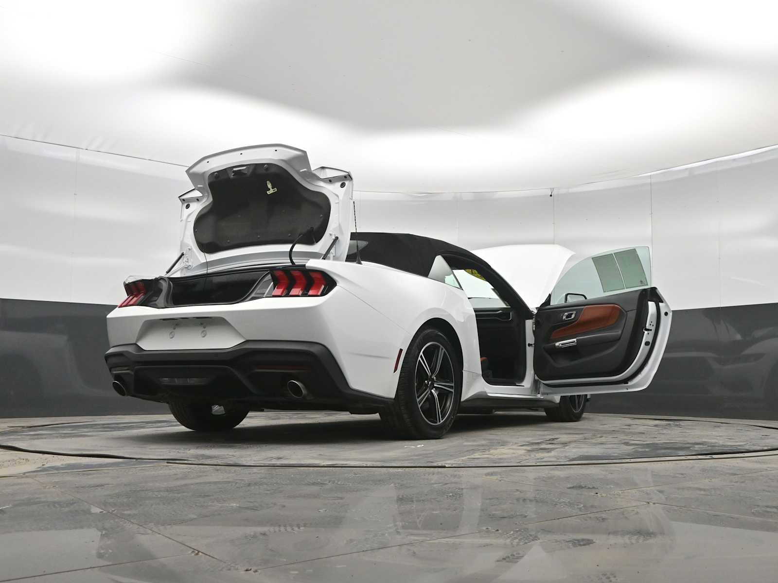 Used 2024 Ford Mustang Premium image 46