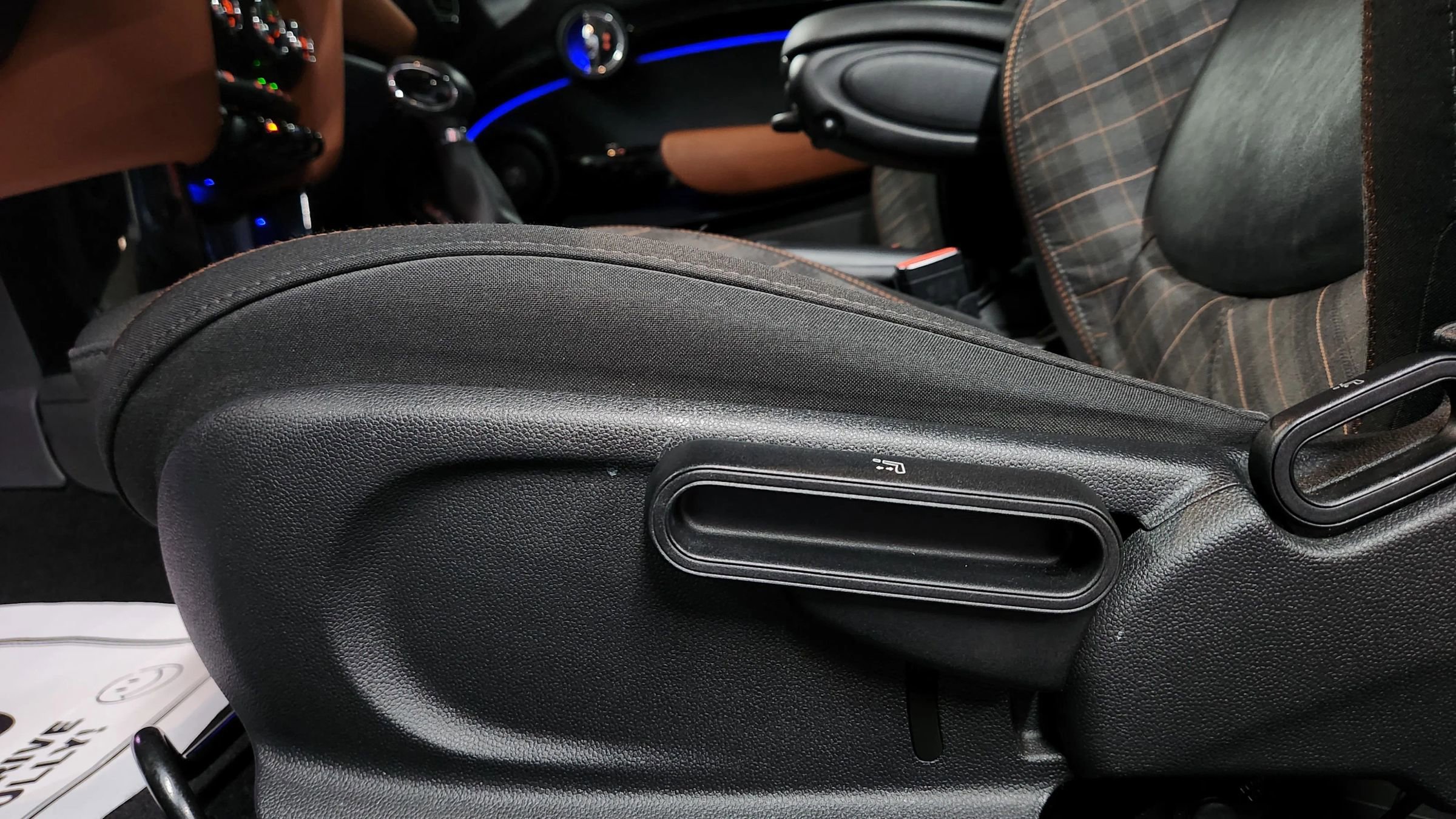 Used 2017 MINI Cooper S image 12