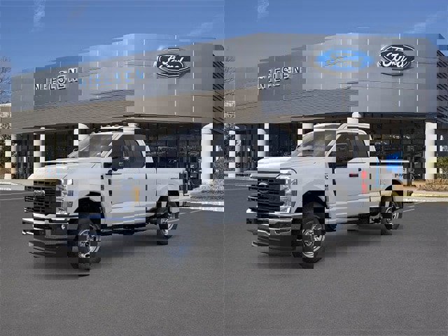 New 2026 Ford F250 XL image 1