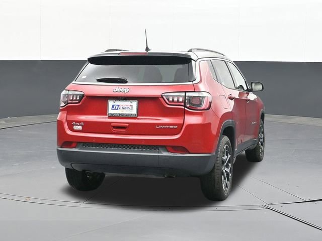 Used 2025 Jeep Compass Limited AWD/4WD image 13