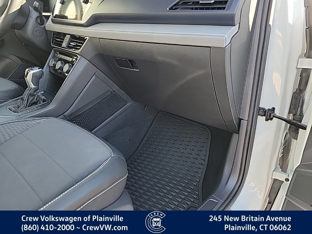 Certified 2023 Volkswagen Taos SE image 42